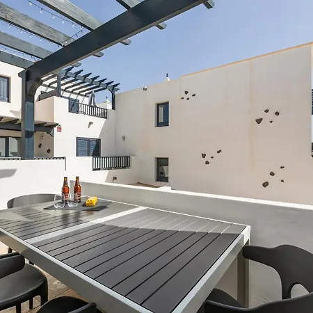 Wema - Planta Baja Nyaraló