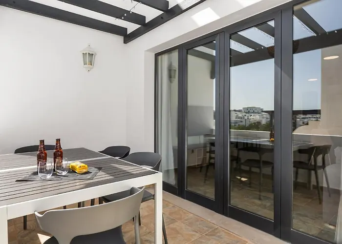 Wema - Planta Baja Nyaraló *